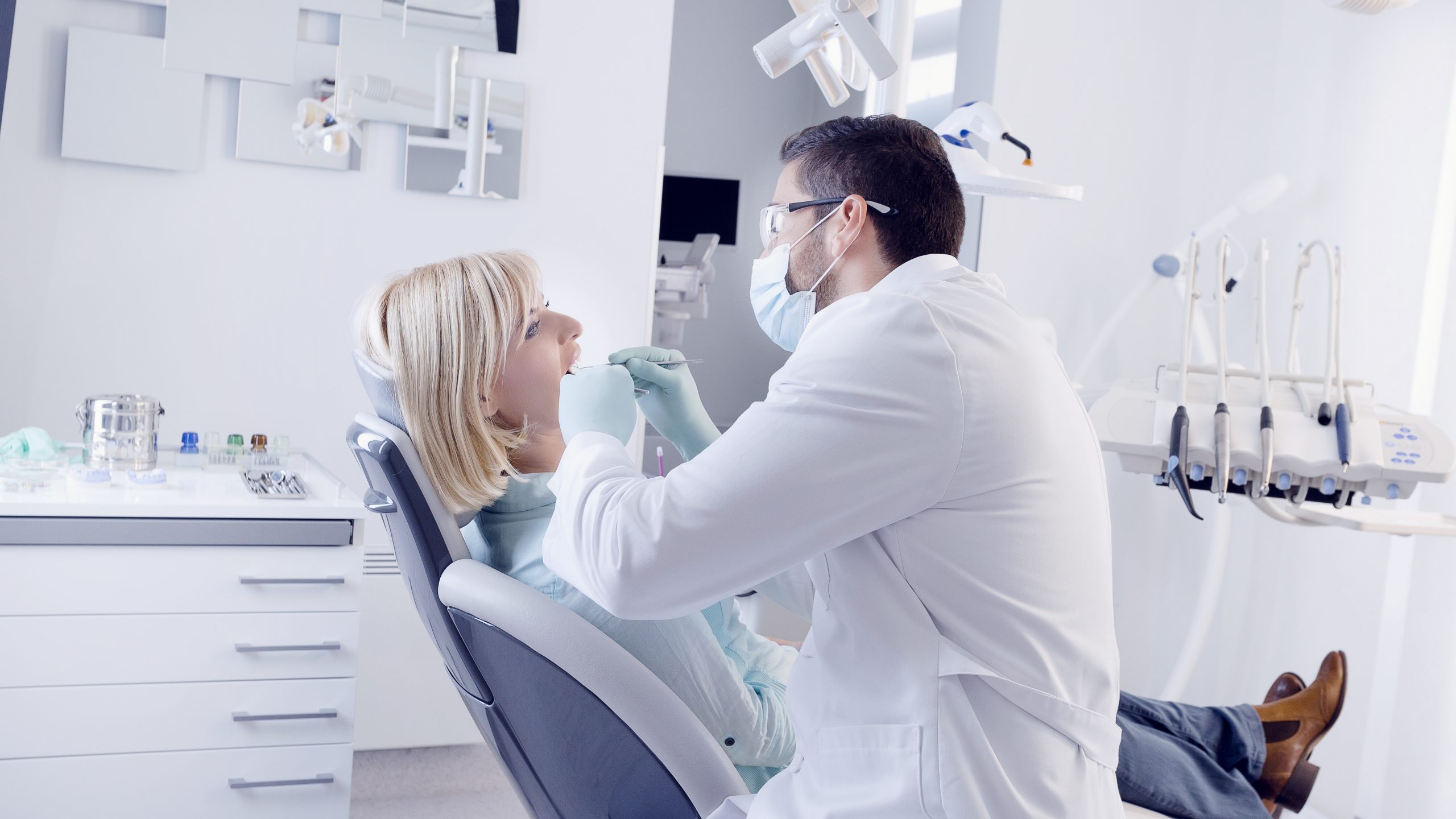 Dentist in Lily, KY